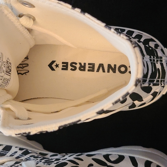 Converse Lugged High Top - Picture 4 of 8